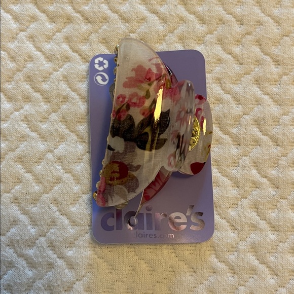 Hair bundle. All new and unopened. Over 20 pieces - Picture 12 of 13